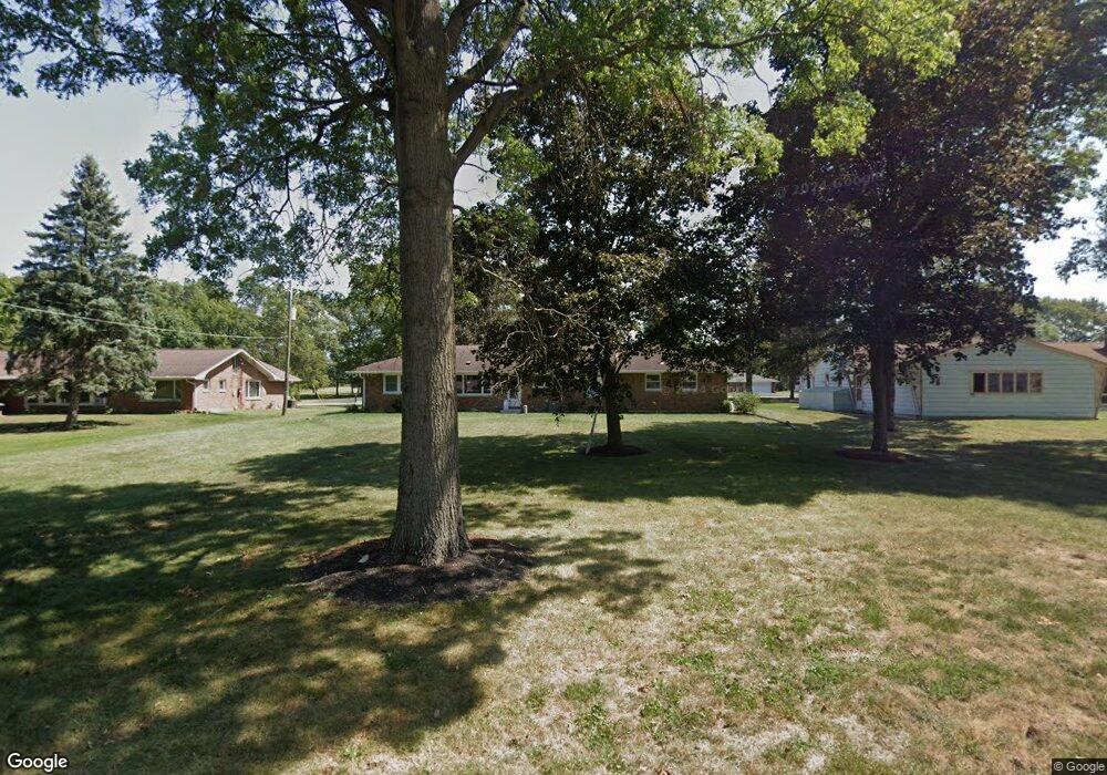 3275 Bonnieview Dr, Lima, OH 45801 - photo 1