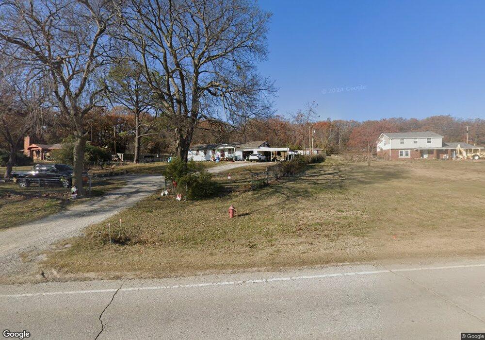 1110 E 6th St, Henryetta, OK 74437 - photo 1