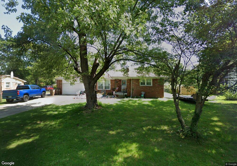 3335 Carolina St, Columbus, IN 47203 - photo 1