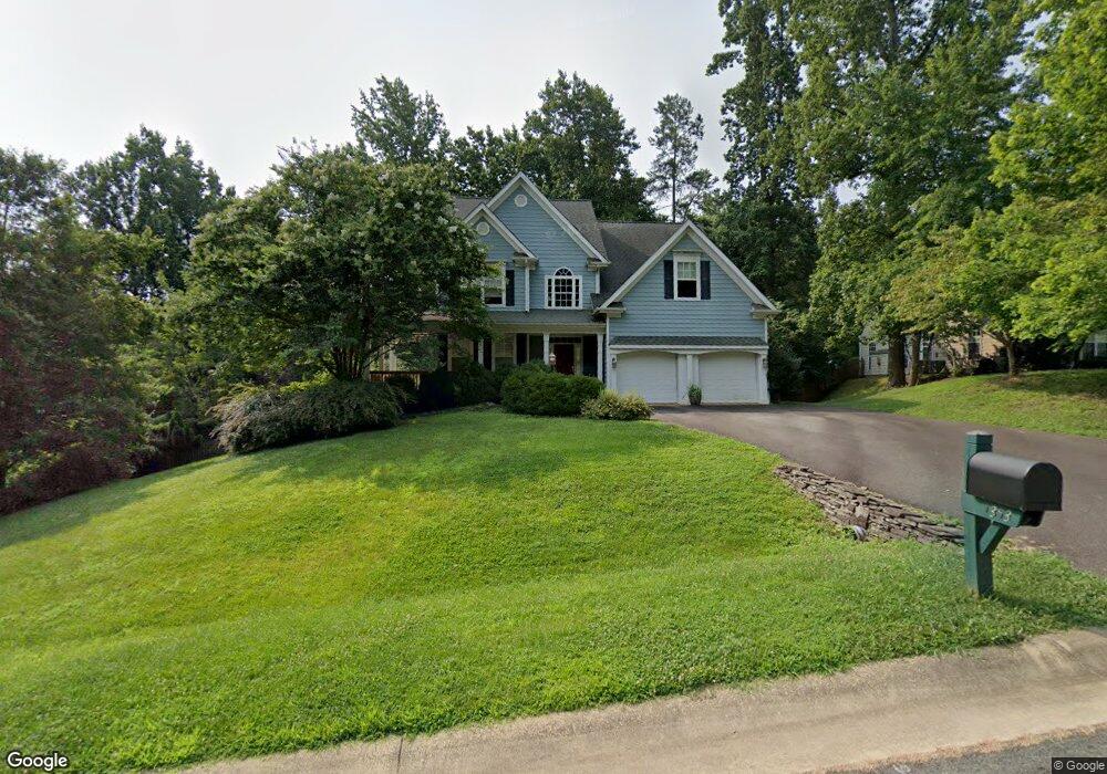 1353 Singleton Ln, Charlottesville, VA 22903 - photo 1