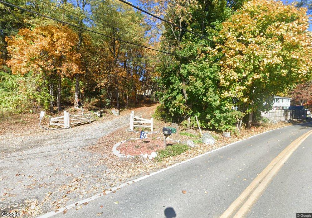 421 Chestnut St, Wilmington, MA 01887 - photo 1