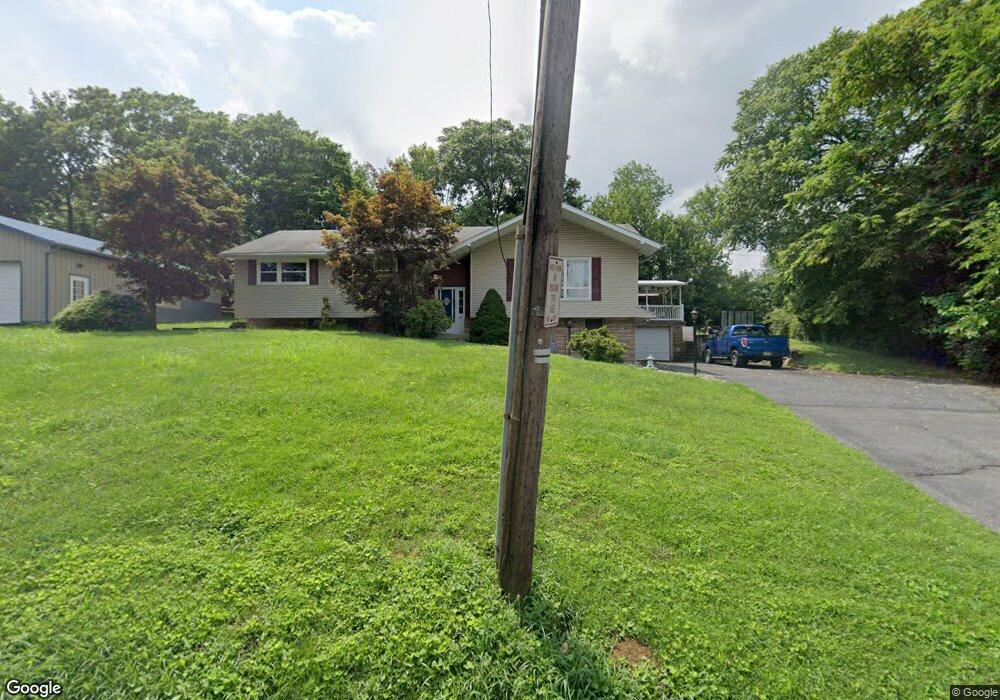 420 Chestnut St, Freemansburg, PA 18017 - photo 1