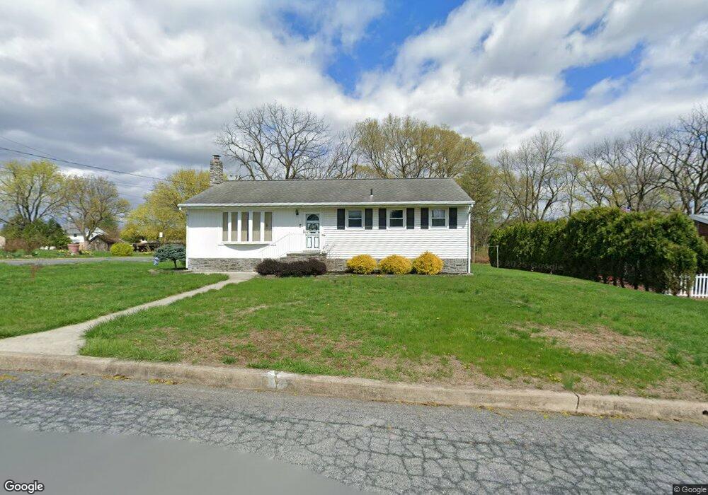 3813 Ardmore Ave, Reading, PA 19605 - photo 1