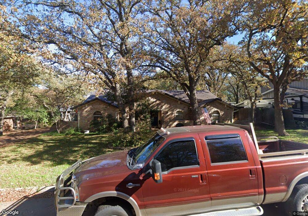 2852 Stephanie Ln, Hurst, TX 76054 - photo 1