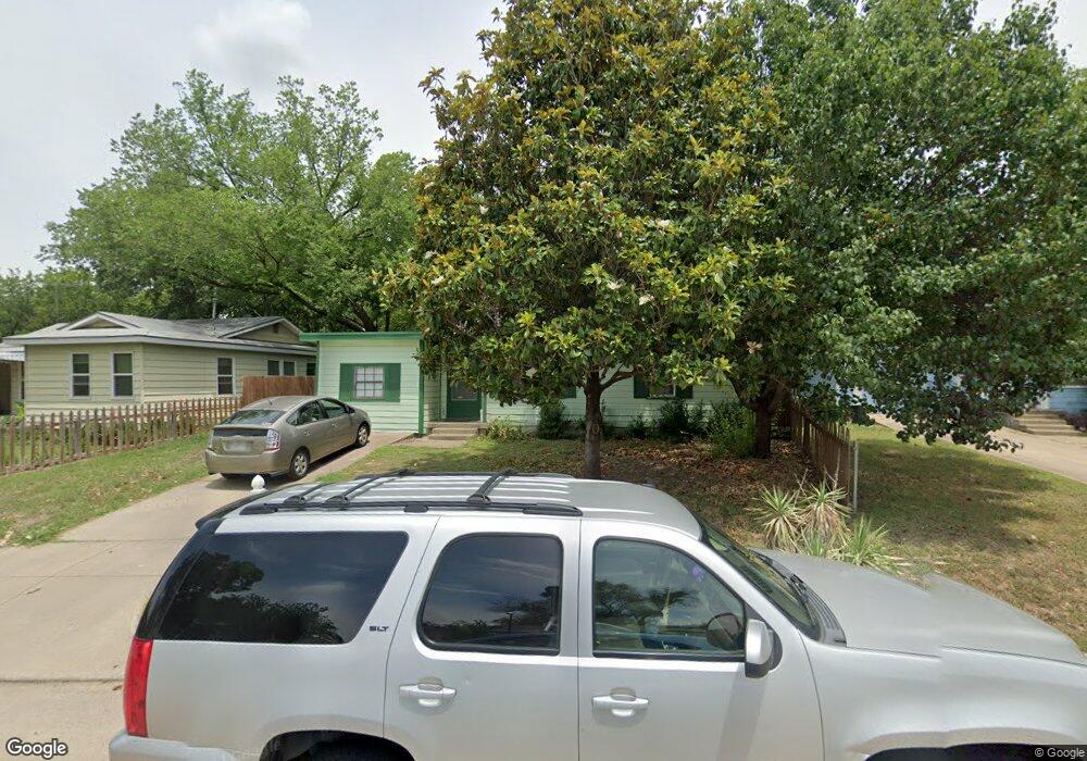 320 Elm St, Hurst, TX 76053 - photo 1