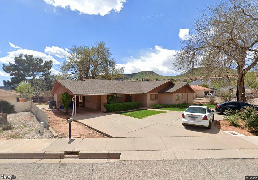 445 Diagonal St, Saint George, UT 84770 - photo 1
