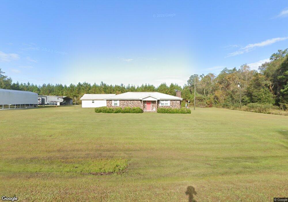 5977 Voight Bridge Rd, Blackshear, GA 31516 - photo 1