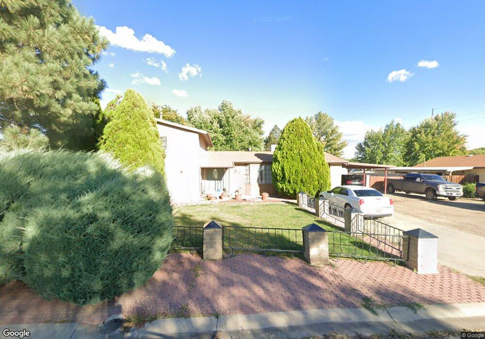 822 N Spencer Ln, Bloomfield, NM 87413 - photo 1