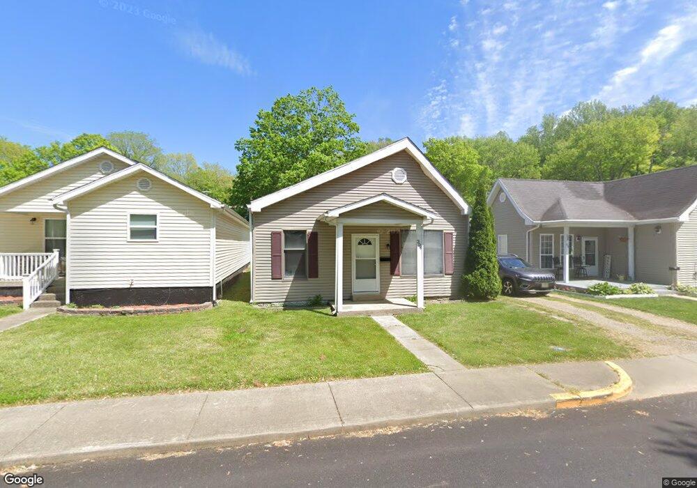 304 Lemmon St, Corydon, IN 47112 - photo 1