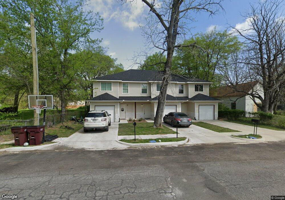 802 S 5th St, Bonham, TX 75418 - photo 1