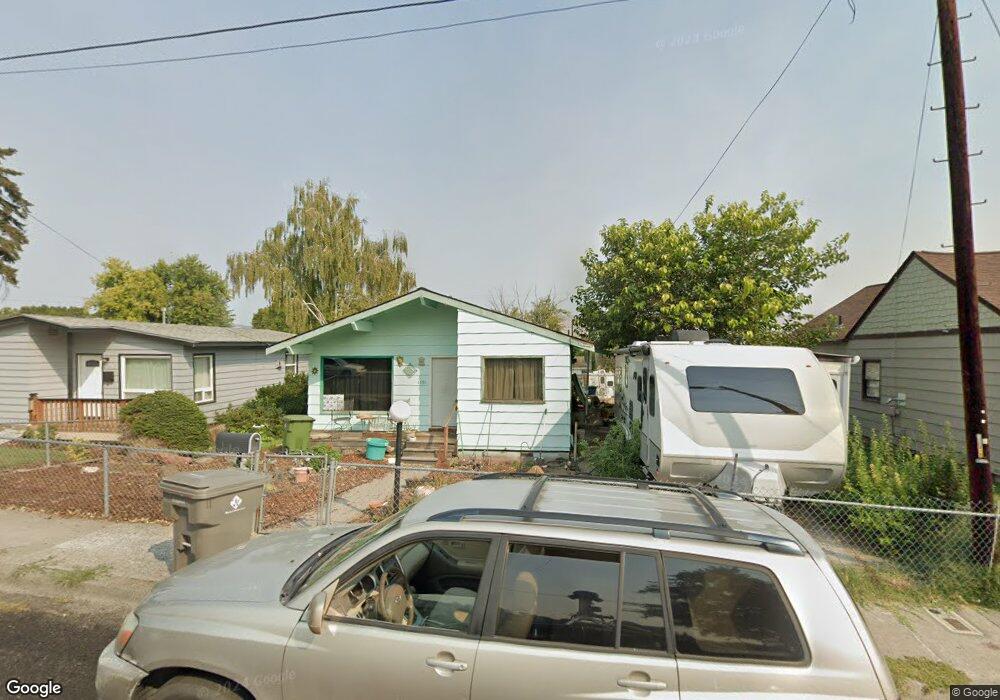 1021 E 14th St, the Dalles, OR 97058 - photo 1