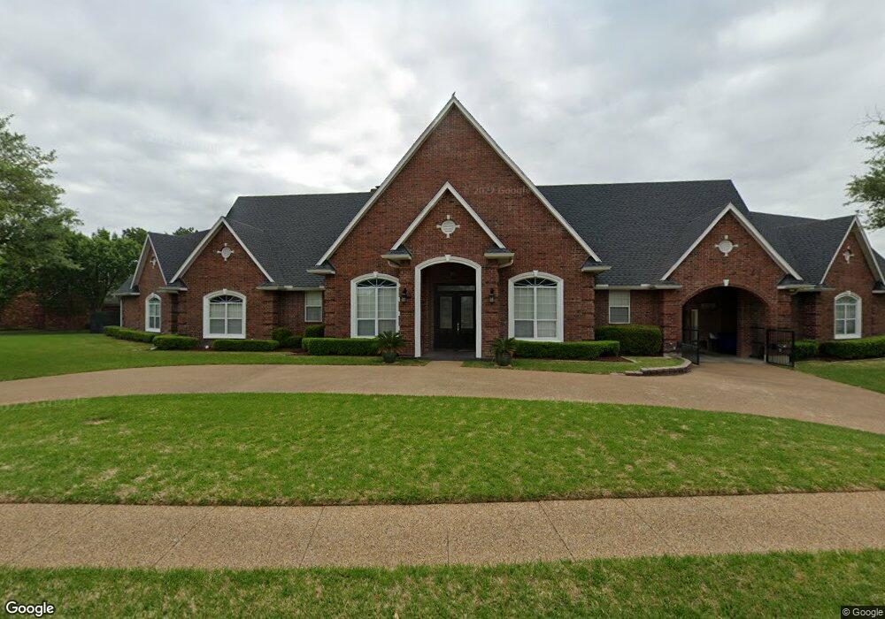 1202 Lakeridge Dr, Ennis, TX 75119 - photo 1