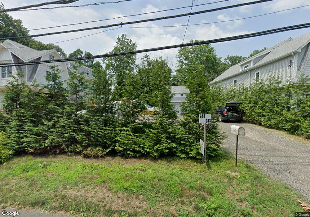 241 Highland Ave, Norwalk, CT 06854 - photo 1