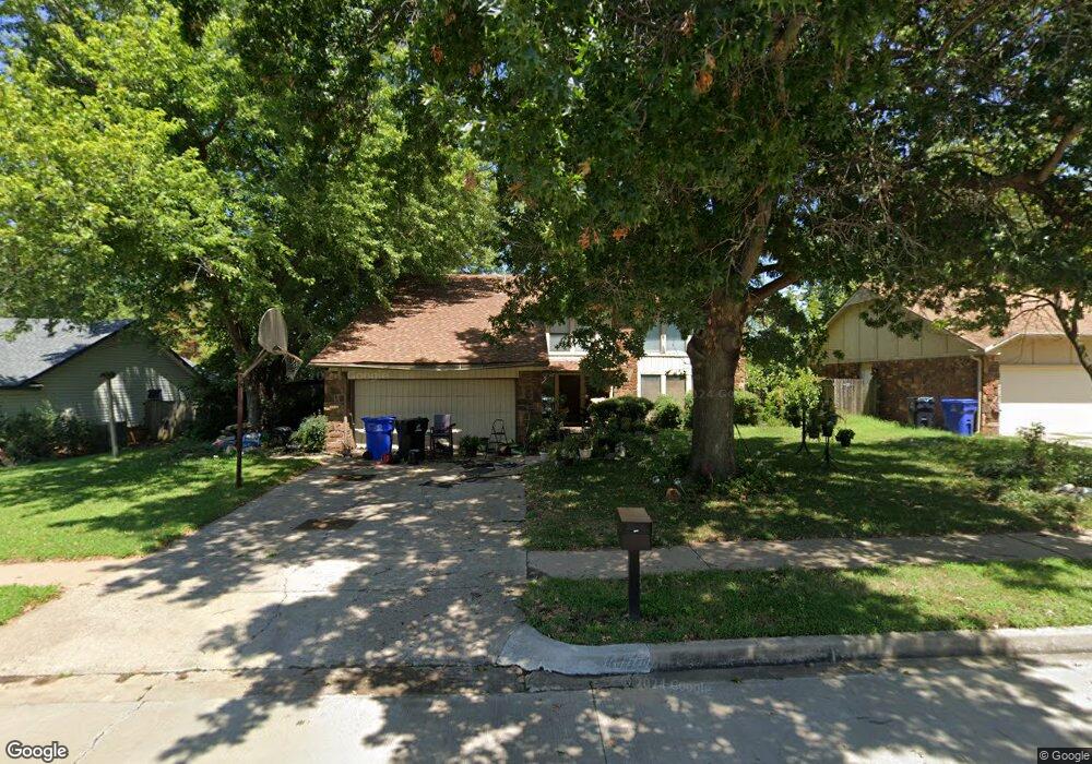 2404 W Edgewater St, Broken Arrow, OK 74012 - photo 1