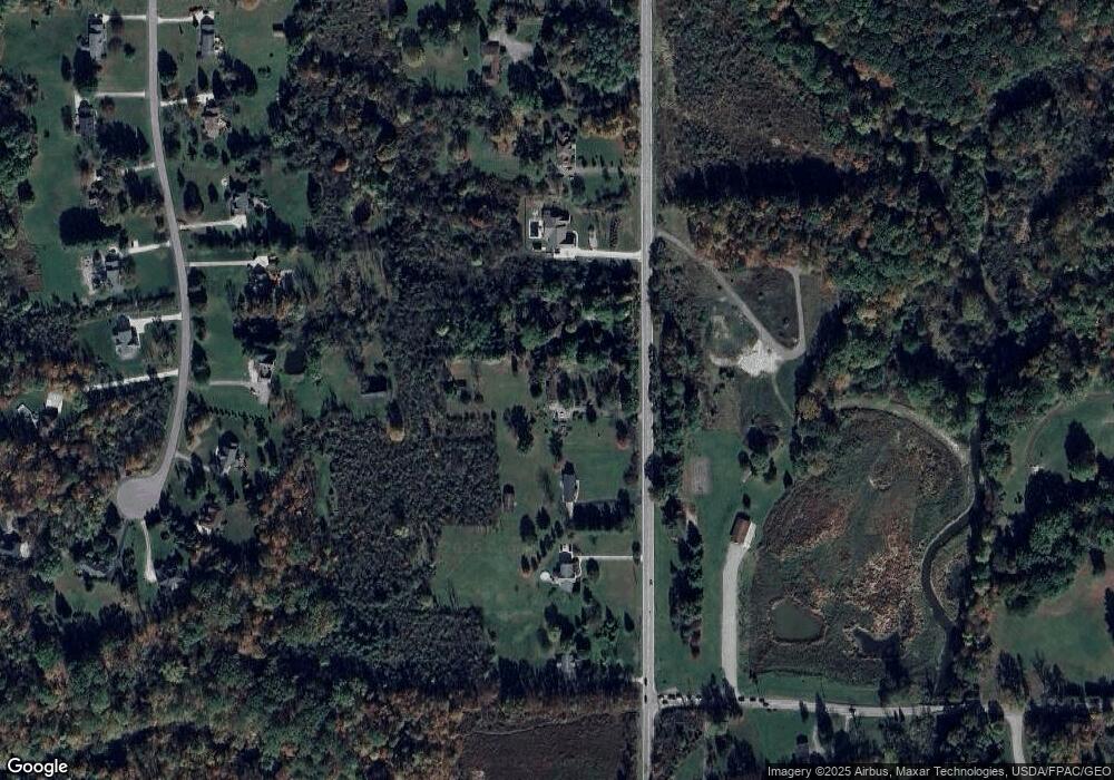 19124 Chillicothe Rd, Chagrin Falls, OH 44023 - photo 1