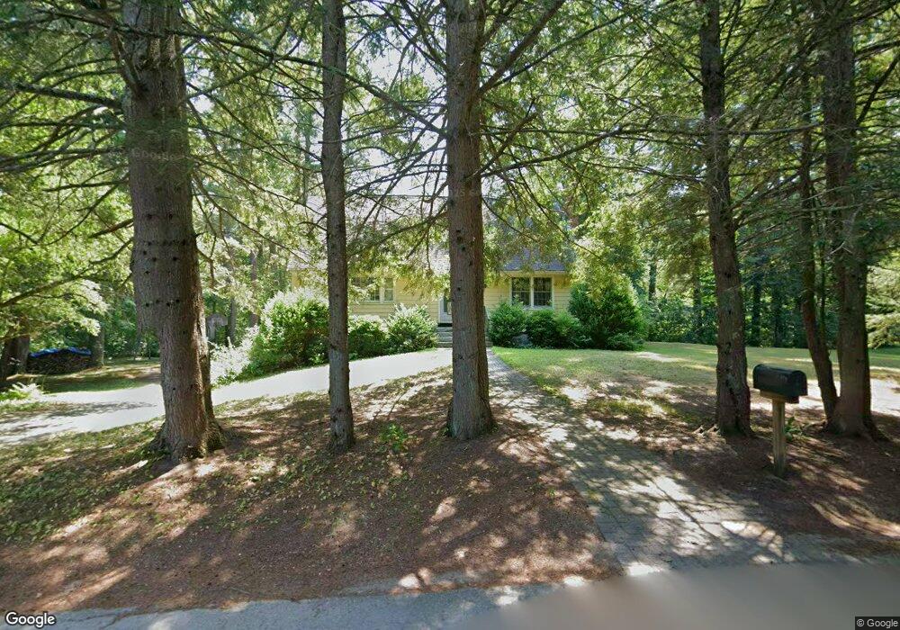 111 Craigie Cir, Carlisle, MA 01741 - photo 1