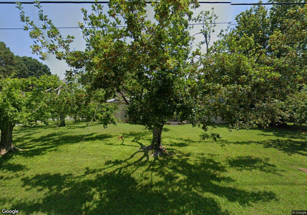 430 Old Stewart Rd, Tennessee Ridge, TN 37178 - photo 1