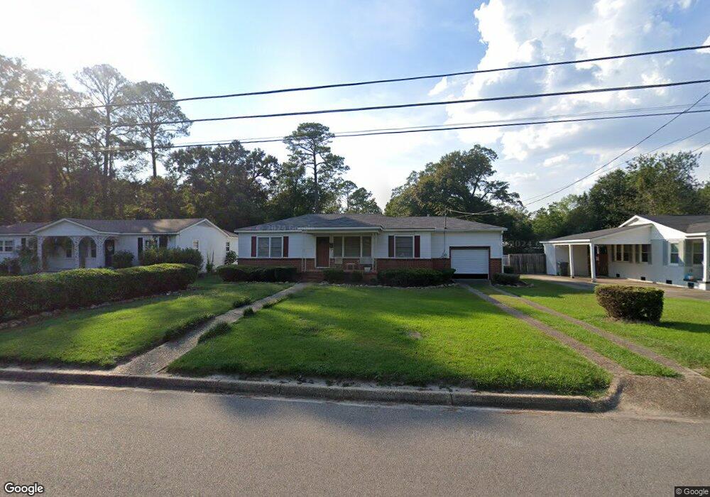 306 Roberts St, Dothan, AL 36301 - photo 1
