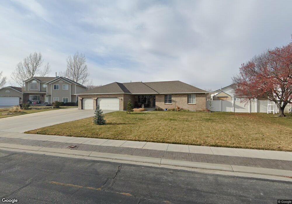 12162 S 3150 W, Riverton, UT 84065 - photo 1