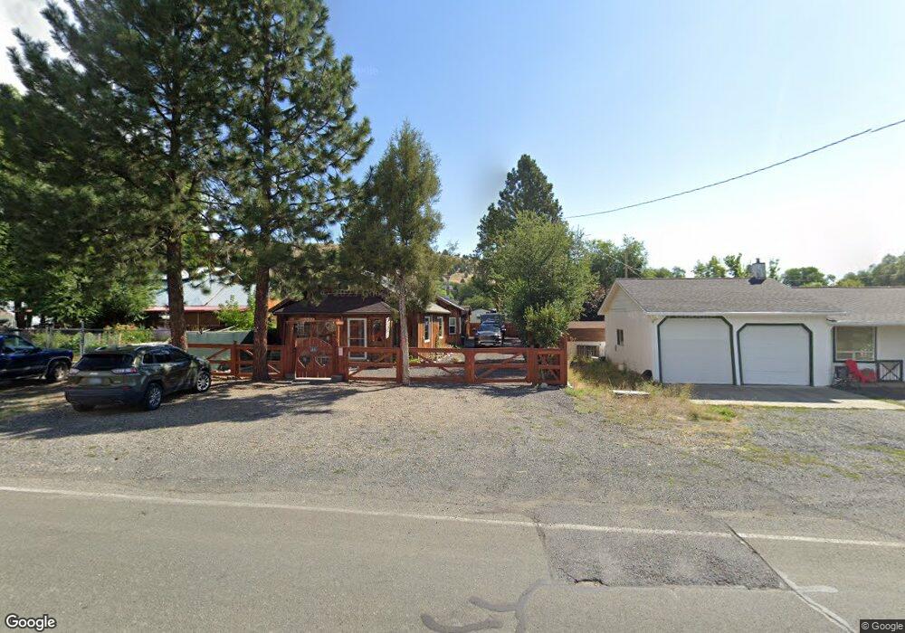 327 NW Johnson Ave, Prairie City, OR 97869 - photo 1