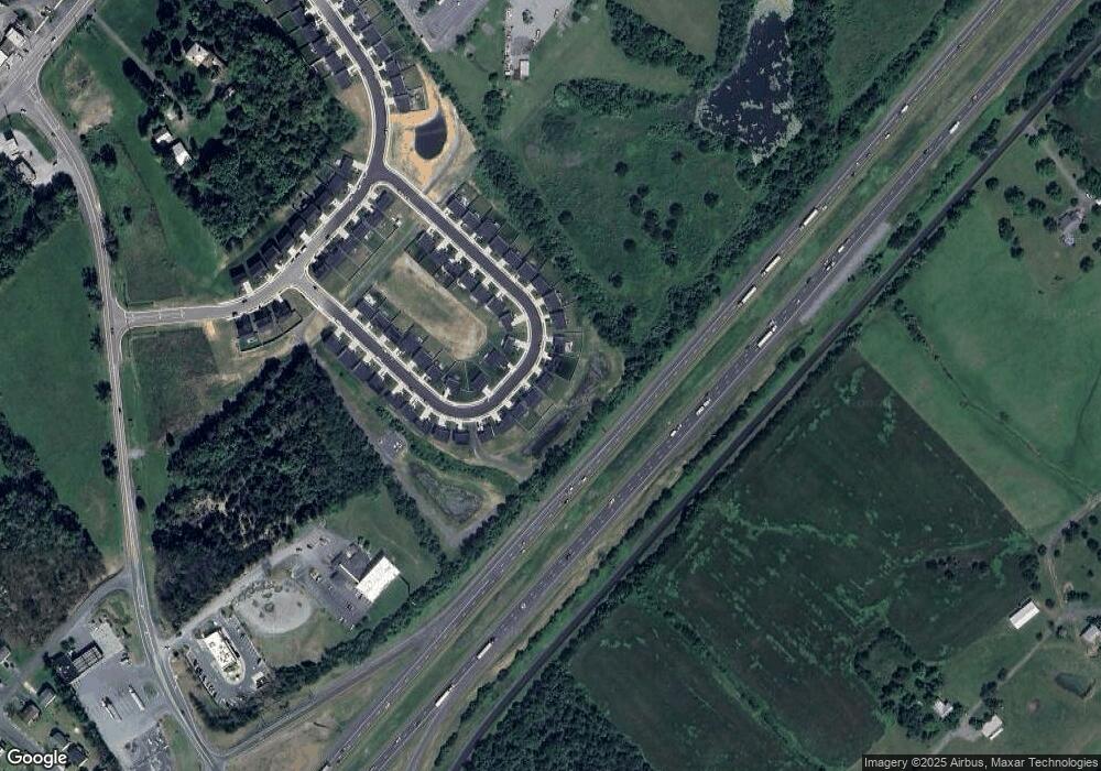 135 Dursley Cir, Middletown, VA 22645 - photo 1