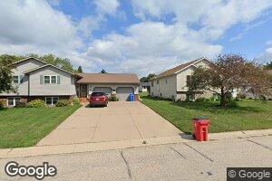 105 Benson Dr, Lewiston, MN 55952