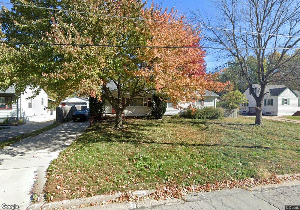 3433 56th St, Des Moines, IA 50310 - photo 1