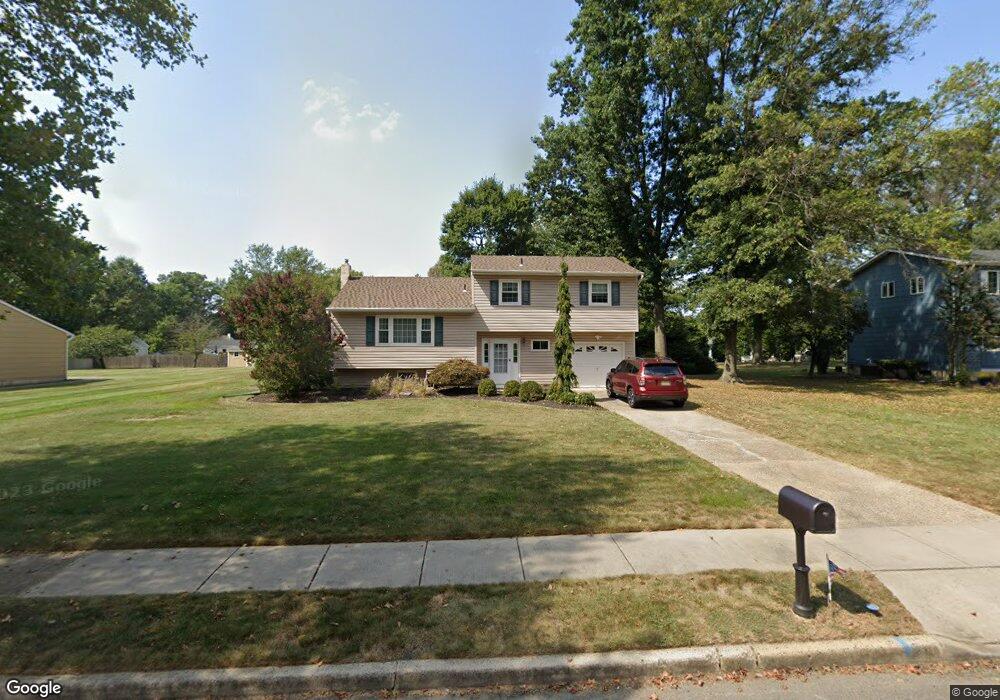 22 Elm Dr, East Windsor, NJ 08520 - photo 1