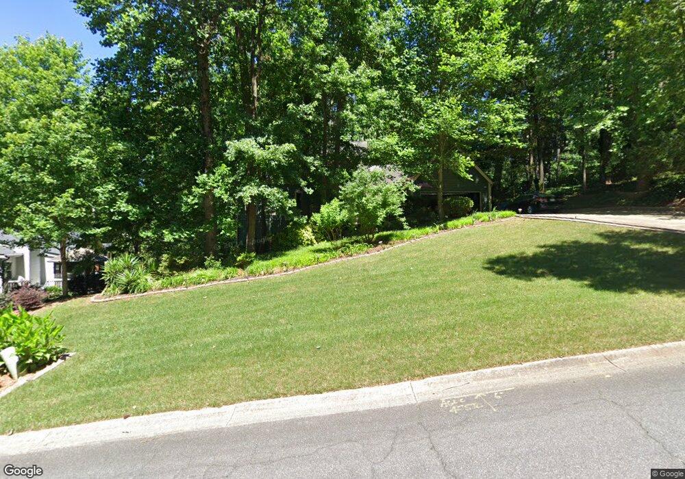 1472 Huntingford Dr, Marietta, GA 30068 - photo 1