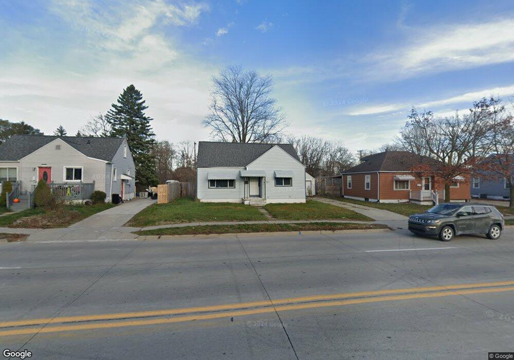 1921 Water St, Port Huron, MI 48060 - photo 1