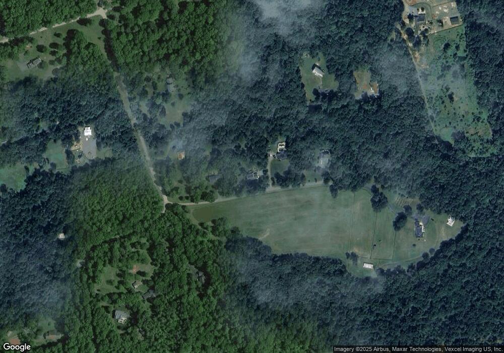 8162 Buena Vista Dr, Warrenton, VA 20186 - photo 1