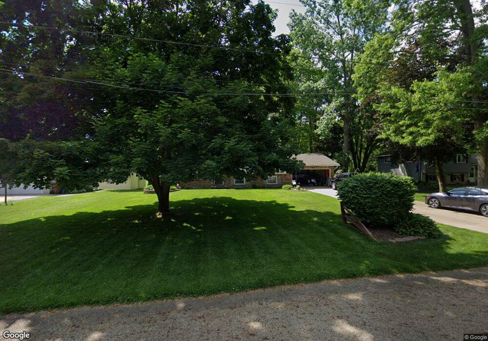 6426 Southview Dr, New Franklin, OH 44216 - photo 1