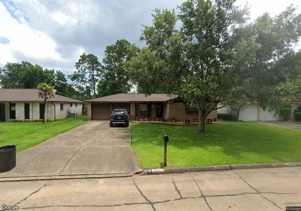 16919 Townes Rd, Friendswood, TX 77546 - photo 1