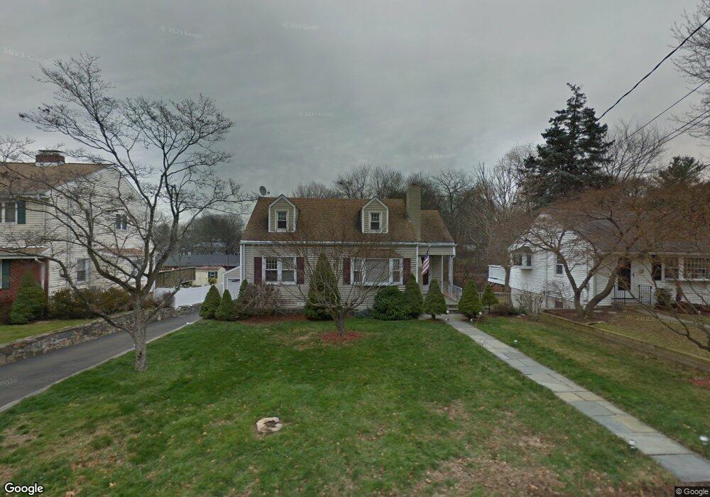 21 Perna Ln, Riverside, CT 06878 - photo 1