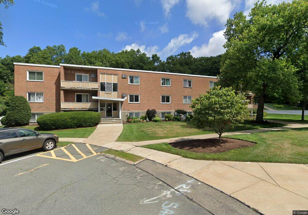 82 Lionel Ave unit E, Waltham, MA 02452 - photo 1