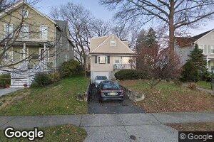 381 Maple Ave, Oradell, NJ 07649