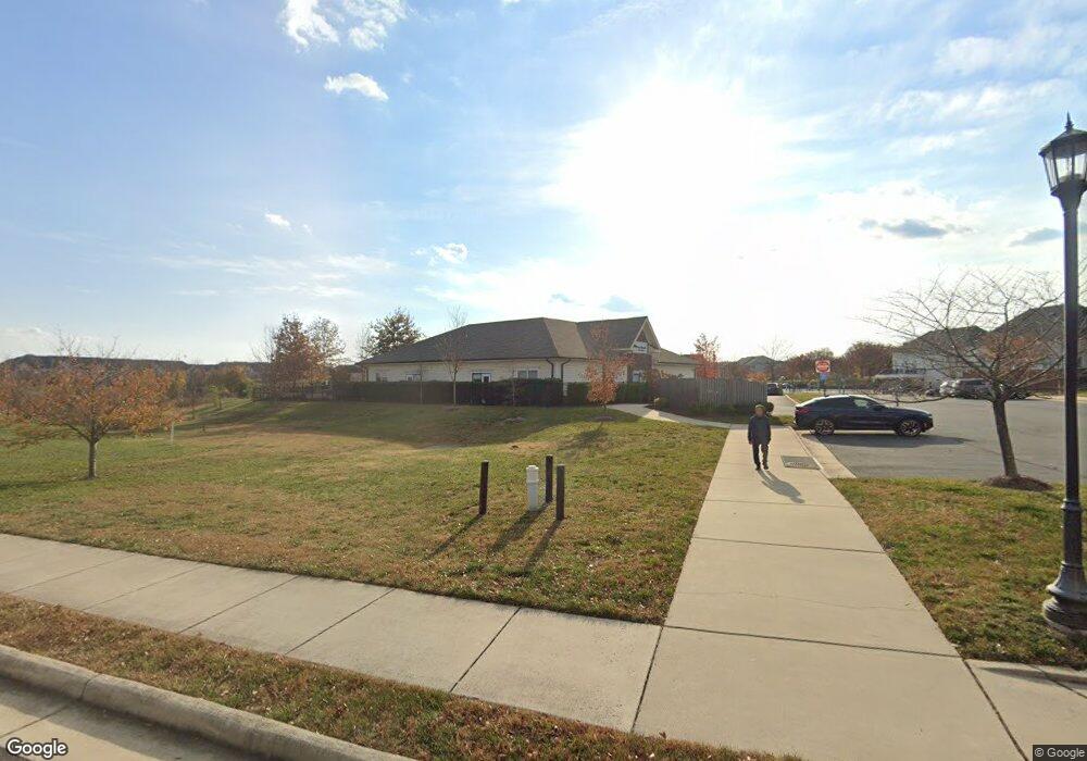 24963 Ashgarten Dr, Chantilly, VA 20152 - photo 1