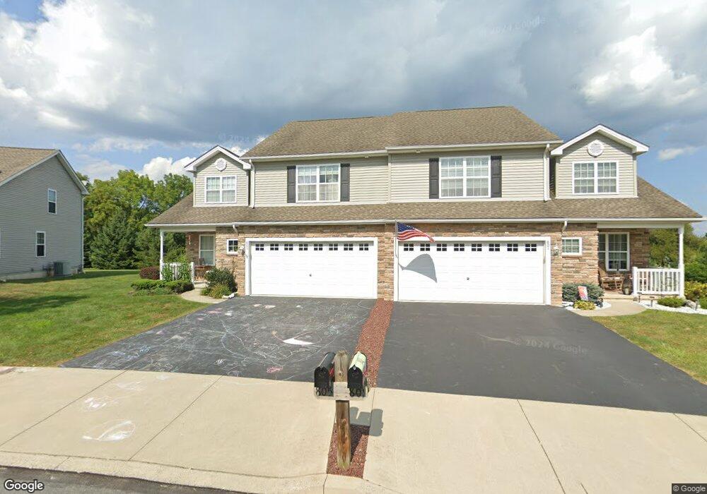 805 N Fork Dr unit 15, Easton, PA 18040 - photo 1