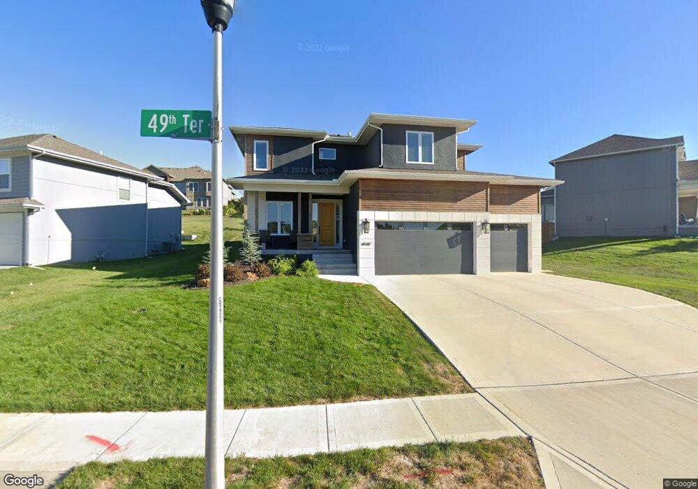 4949 Haskins St, Shawnee, KS 66216 - photo 1