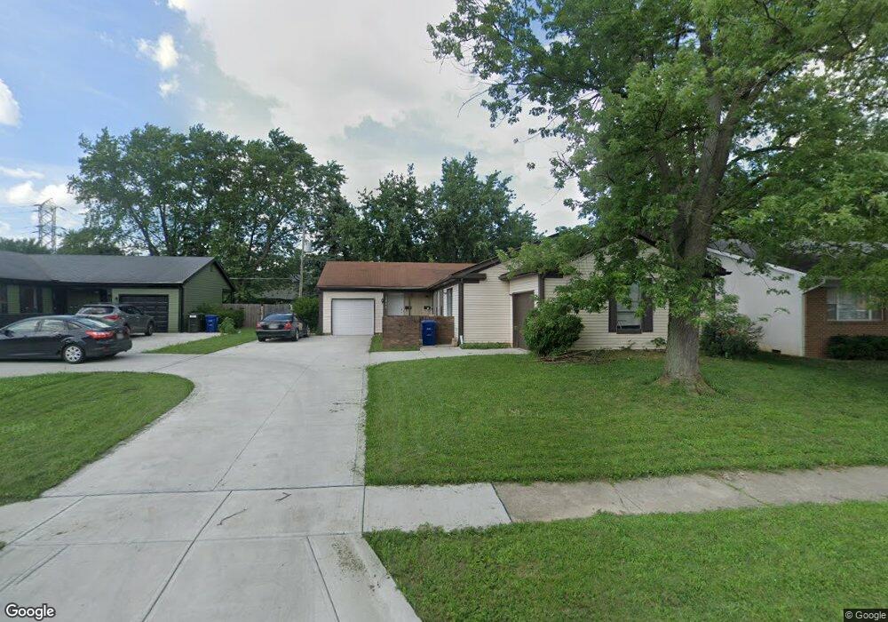 1842 Sharbot Dr, Columbus, OH 43229 - photo 1