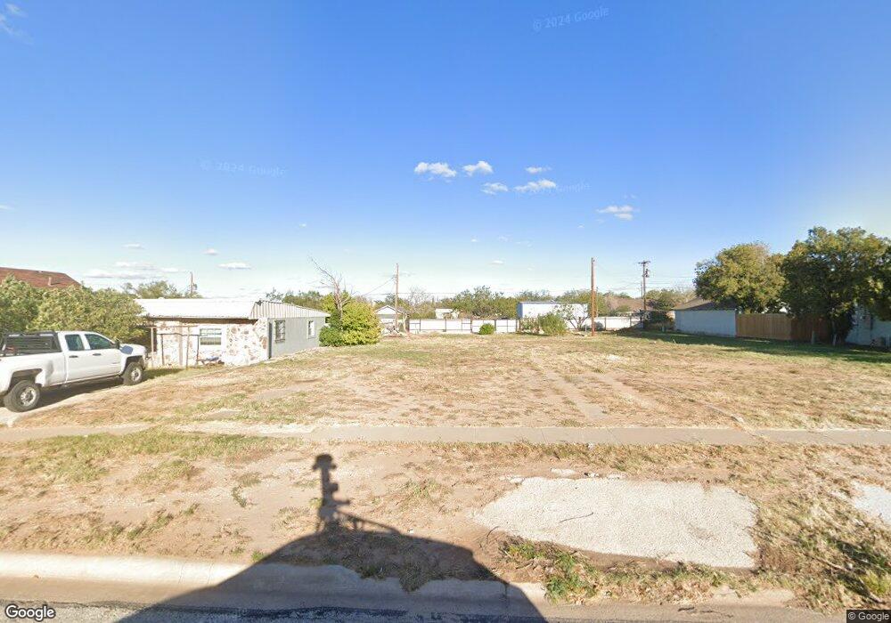 1507 Scurry St, Big Spring, TX 79720 - photo 1