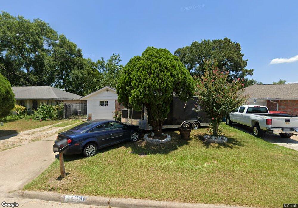 1910 Twinbrooke Dr, Houston, TX 77088 - photo 1