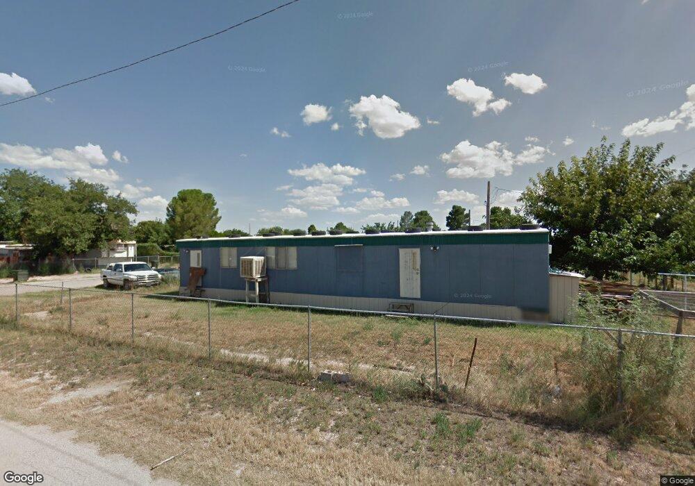 4401 Apple St, Carlsbad, NM 88220 - photo 1