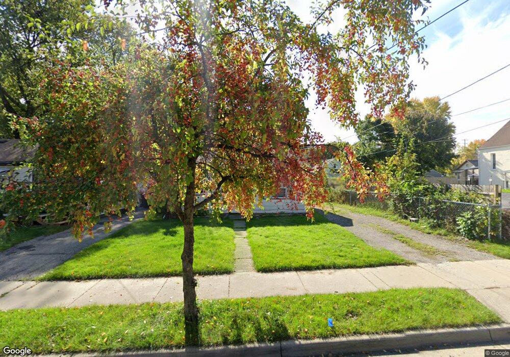 1021 Lenore Ave, Lansing, MI 48910 - photo 1