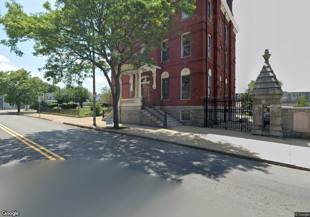 327 Gorham St unit 402-403, Lowell, MA 01852 - photo 1