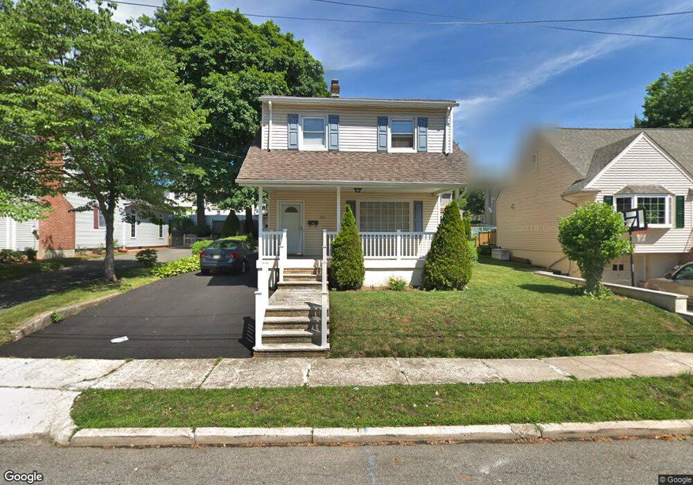 922 Elm Ave, River Edge, NJ 07661 - photo 1