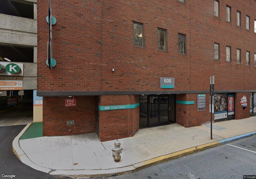 606 Court St, Reading, PA 19601 - photo 1