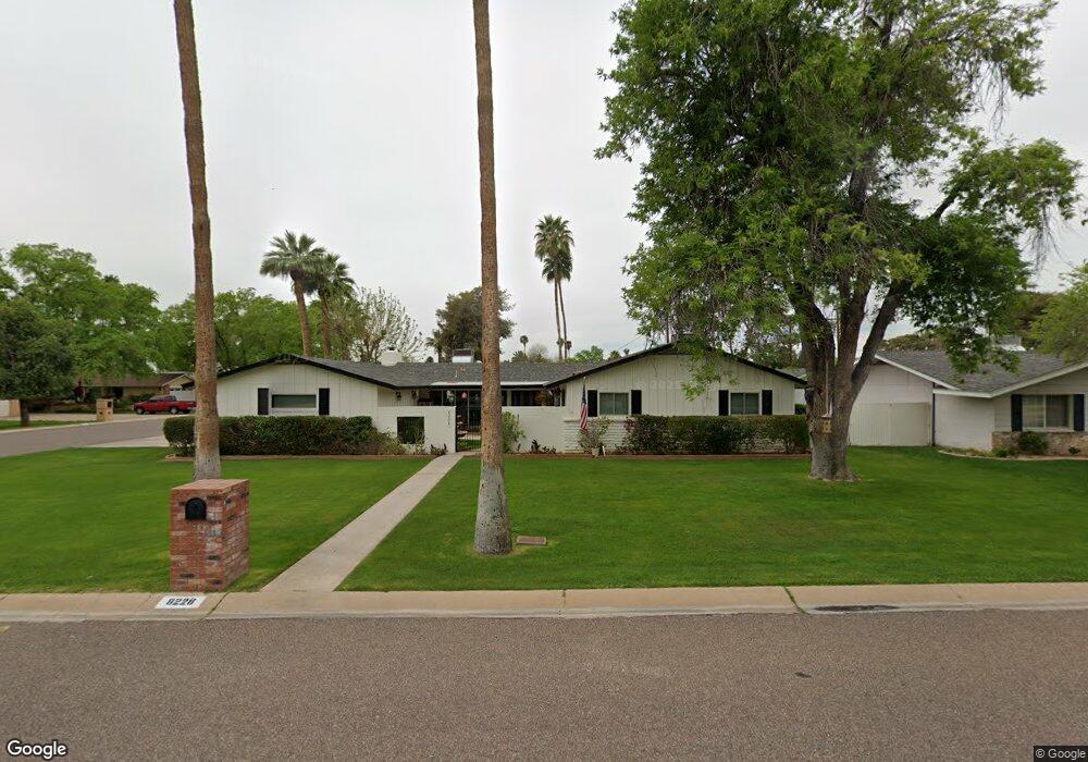 8228 N 15th Dr, Phoenix, AZ 85021 - photo 1