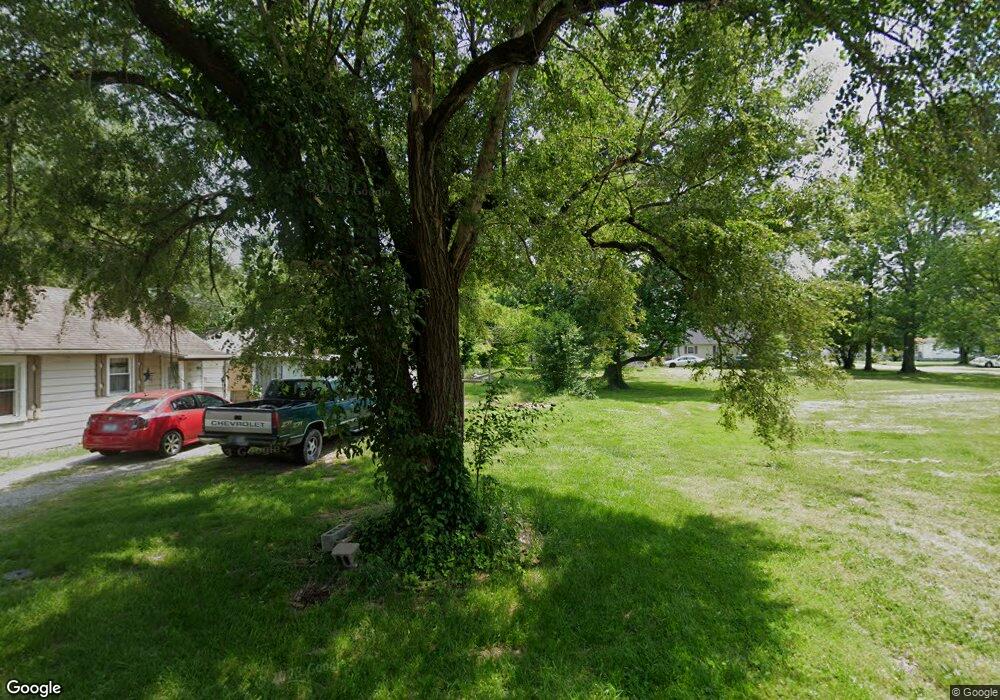 193 W Cross St, Austin, IN 47102 - photo 1