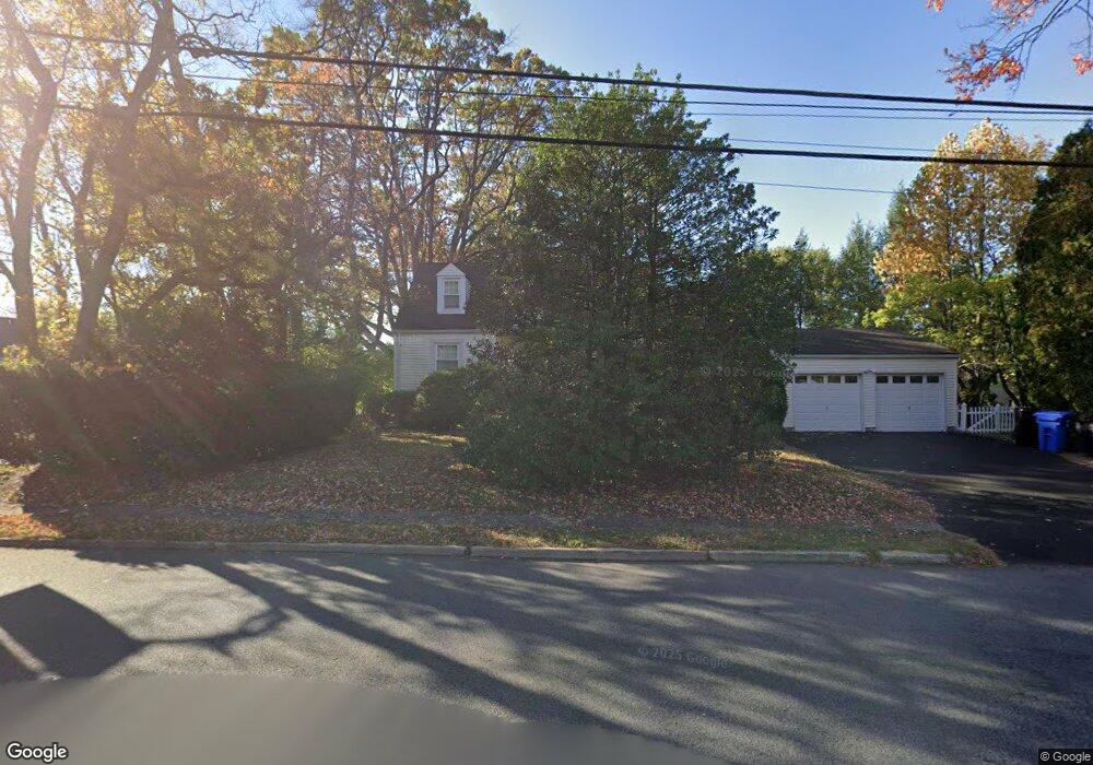 359 N Farview Ave, Paramus, NJ 07652 - photo 1